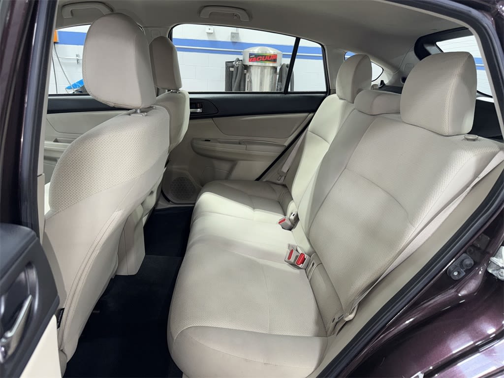 2012 Subaru Impreza Premium 11