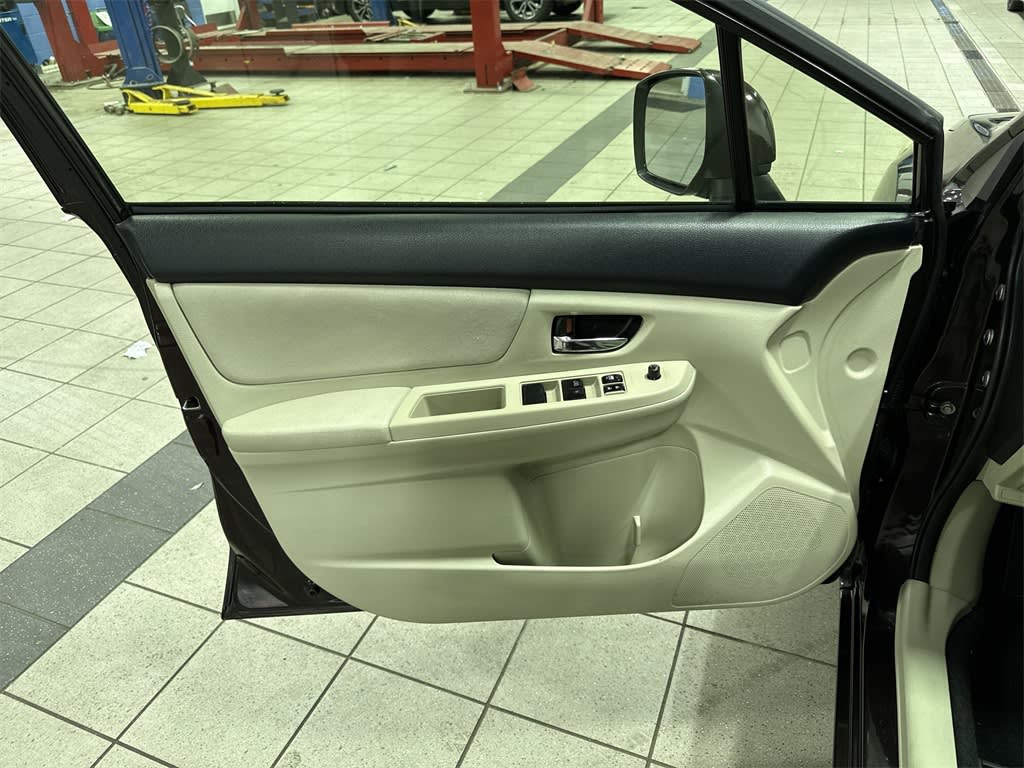 2012 Subaru Impreza Premium 27