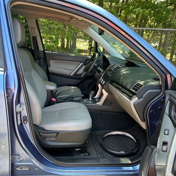 Thumbnail: 2018 Subaru Forester - 9