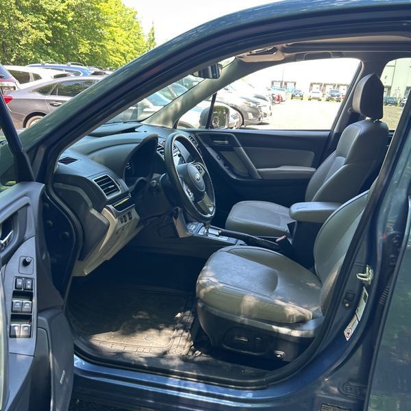 Thumbnail: 2018 Subaru Forester - 8