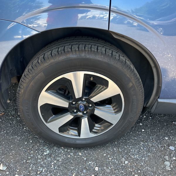 Thumbnail: 2018 Subaru Forester - 17