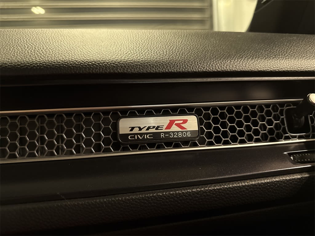 Thumbnail: 2025 Honda Civic - 32