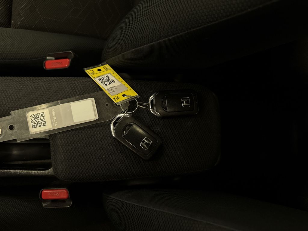 Thumbnail: 2016 Honda Fit - 16