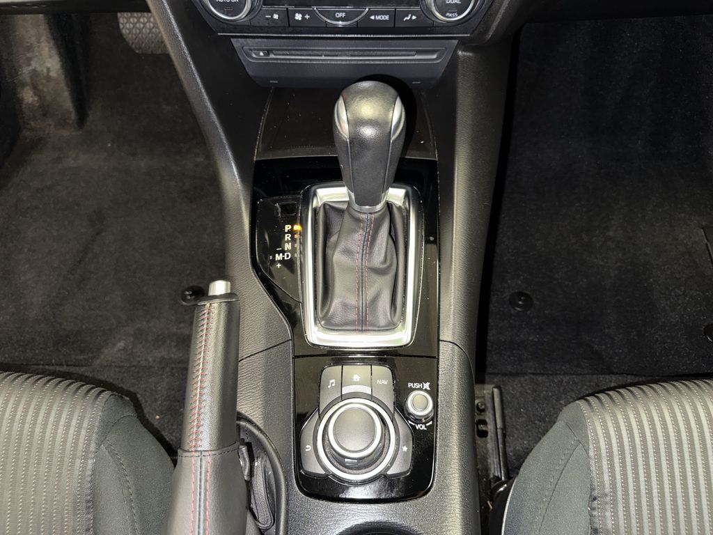 Thumbnail: 2016 Mazda Mazda3 - 32