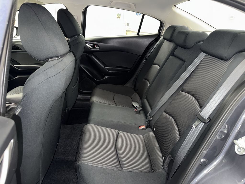 Thumbnail: 2016 Mazda Mazda3 - 10