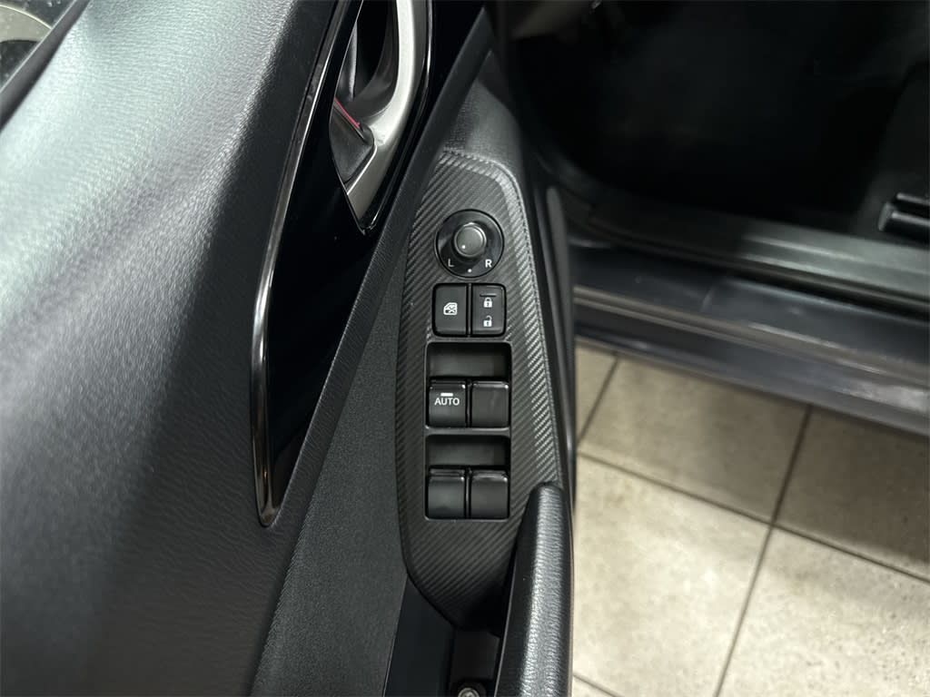 Thumbnail: 2016 Mazda Mazda3 - 14