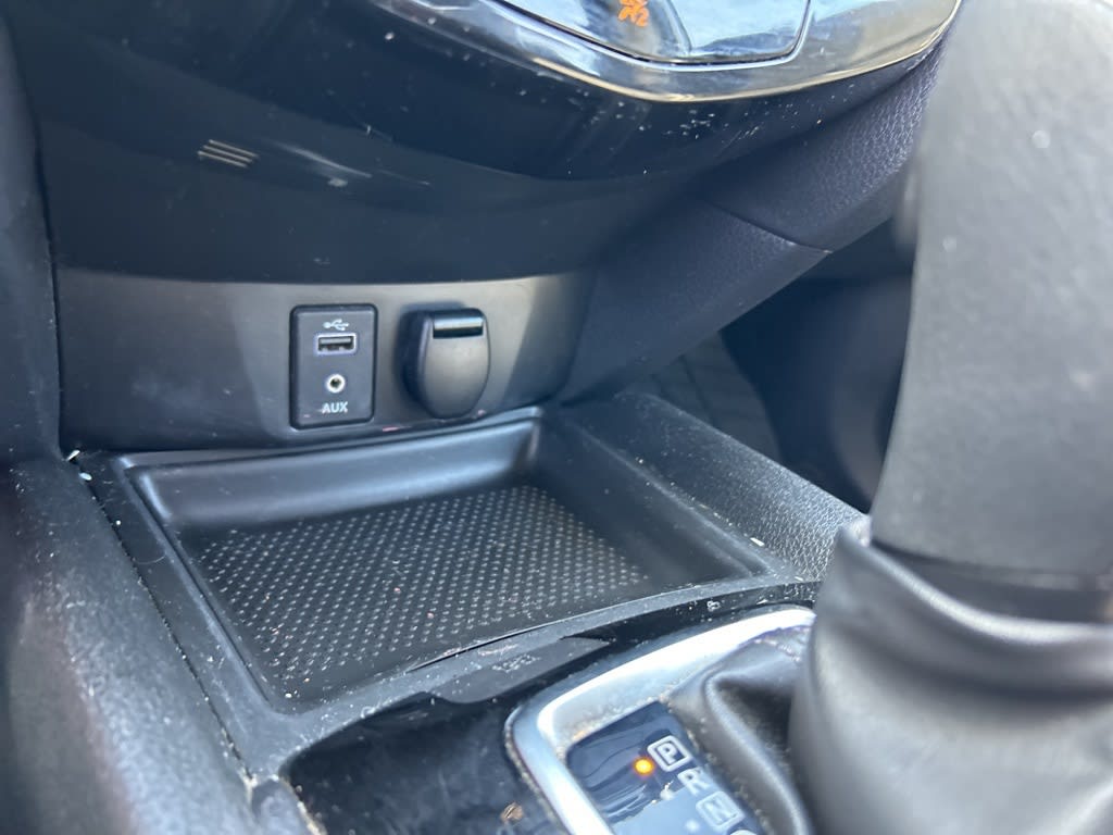 Thumbnail: 2017 Nissan Rogue - 9