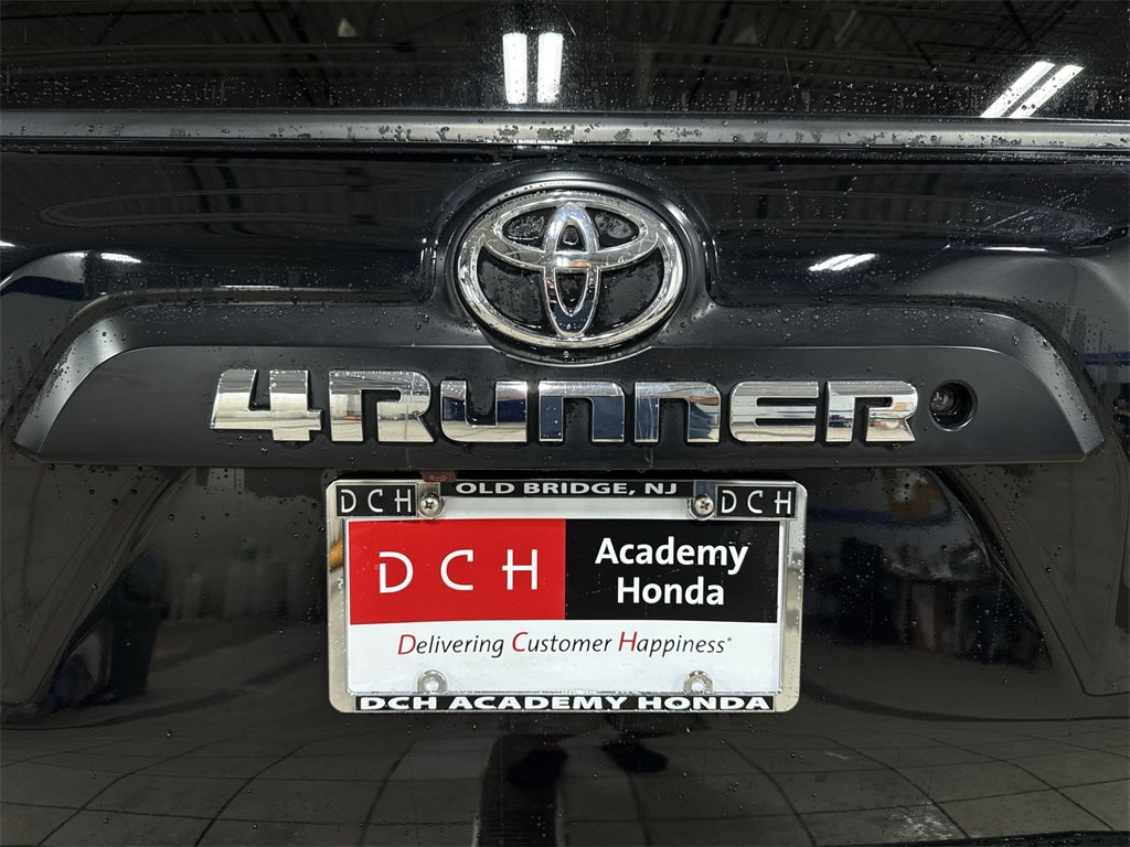 Thumbnail: 2019 Toyota 4Runner - 29