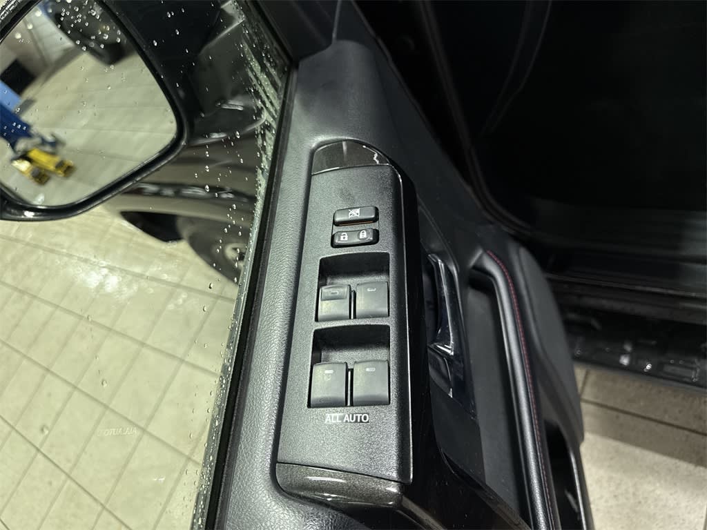 Thumbnail: 2019 Toyota 4Runner - 14