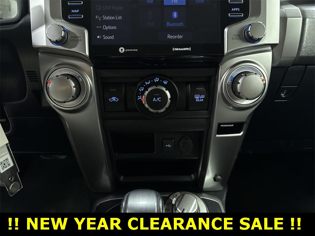 Thumbnail: 2020 Toyota 4Runner - 19