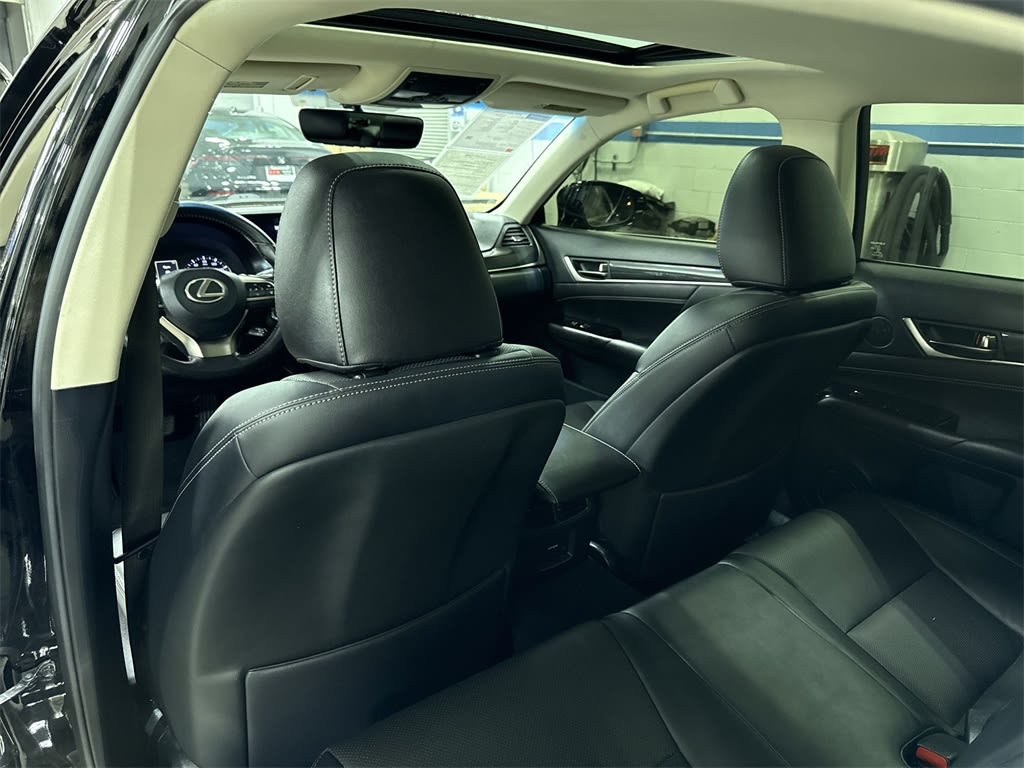Thumbnail: 2016 Lexus GS - 30