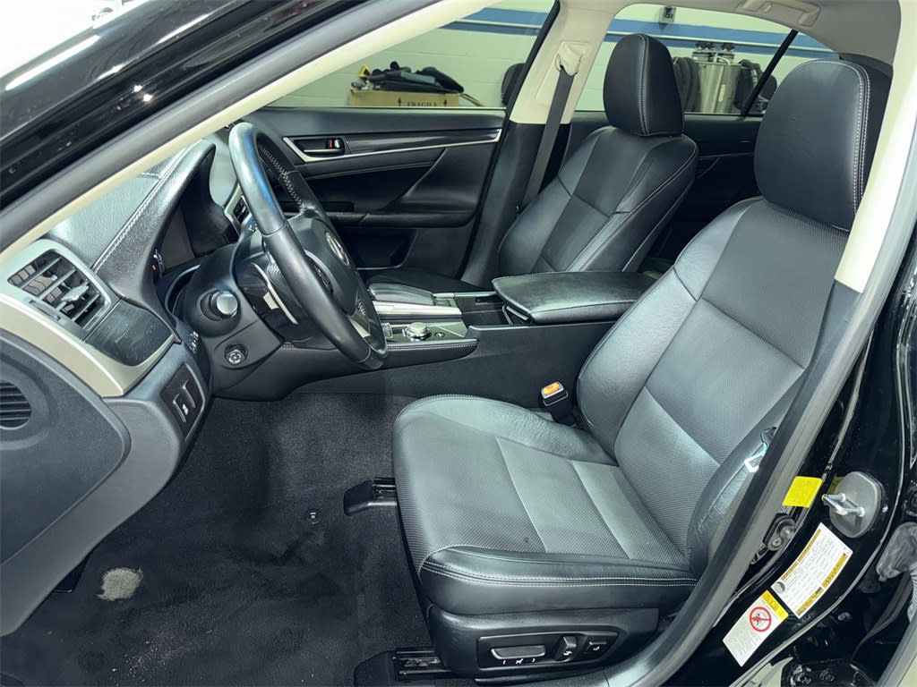 Thumbnail: 2016 Lexus GS - 10