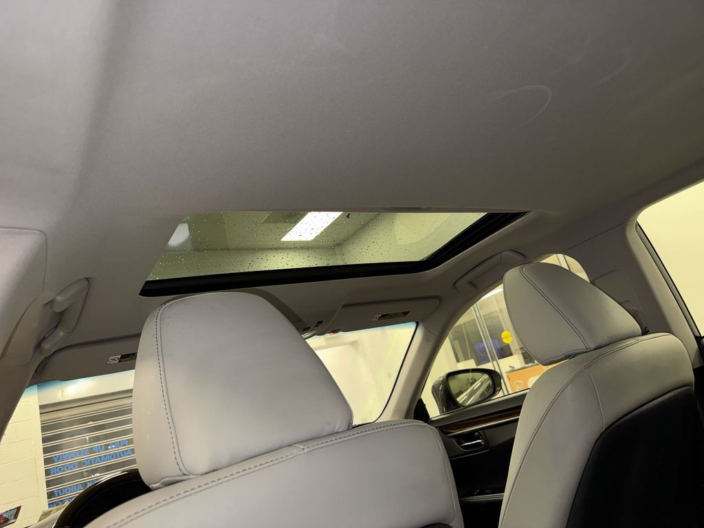 Thumbnail: 2016 Lexus ES - 27