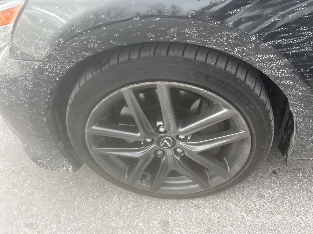 Thumbnail: 2016 Lexus IS - 24