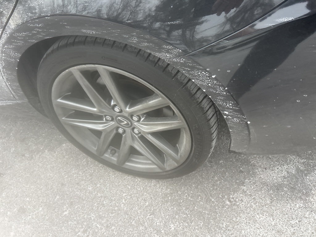 Thumbnail: 2016 Lexus IS - 23