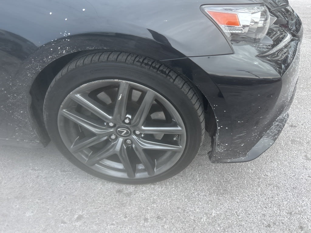 Thumbnail: 2016 Lexus IS - 7