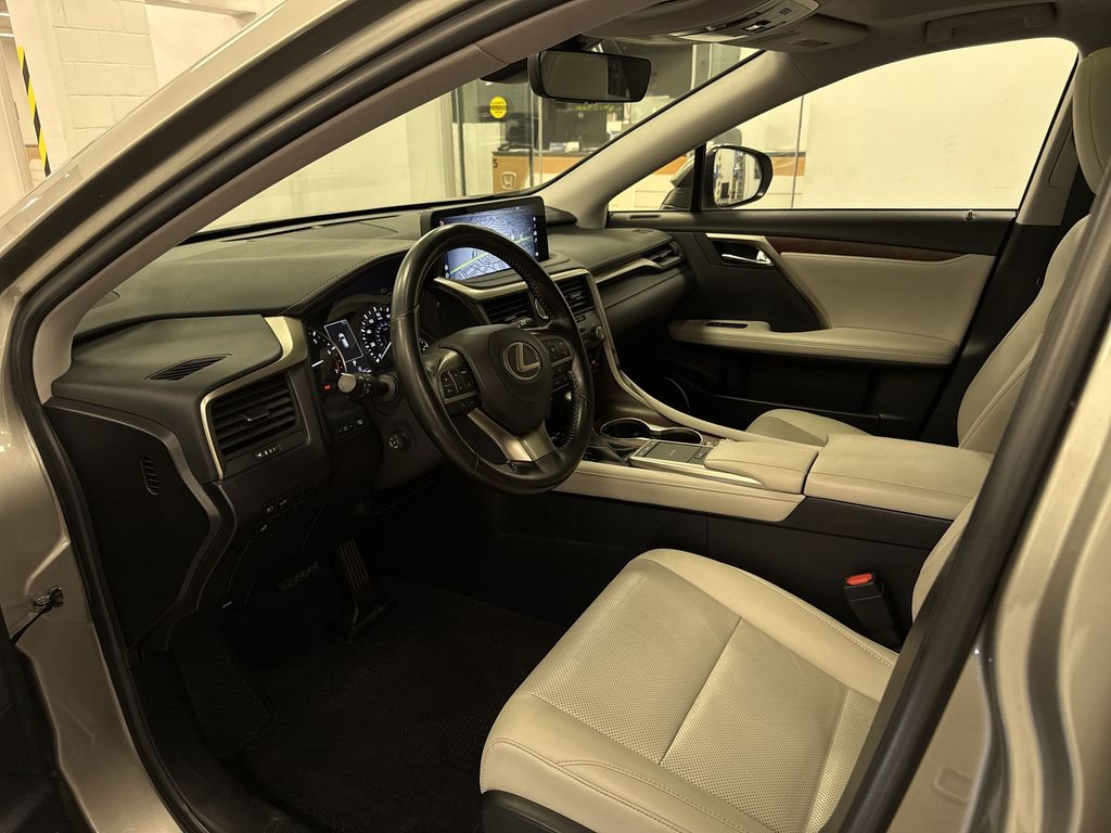 Thumbnail: 2020 Lexus RX - 8