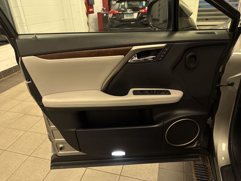 Thumbnail: 2020 Lexus RX - 33