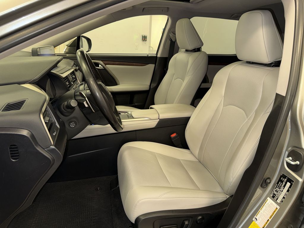 Thumbnail: 2020 Lexus RX - 9