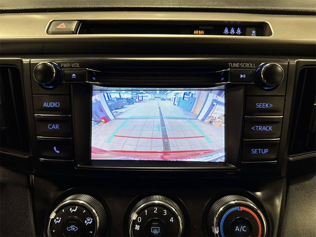 Thumbnail: 2017 Toyota RAV4 - 26