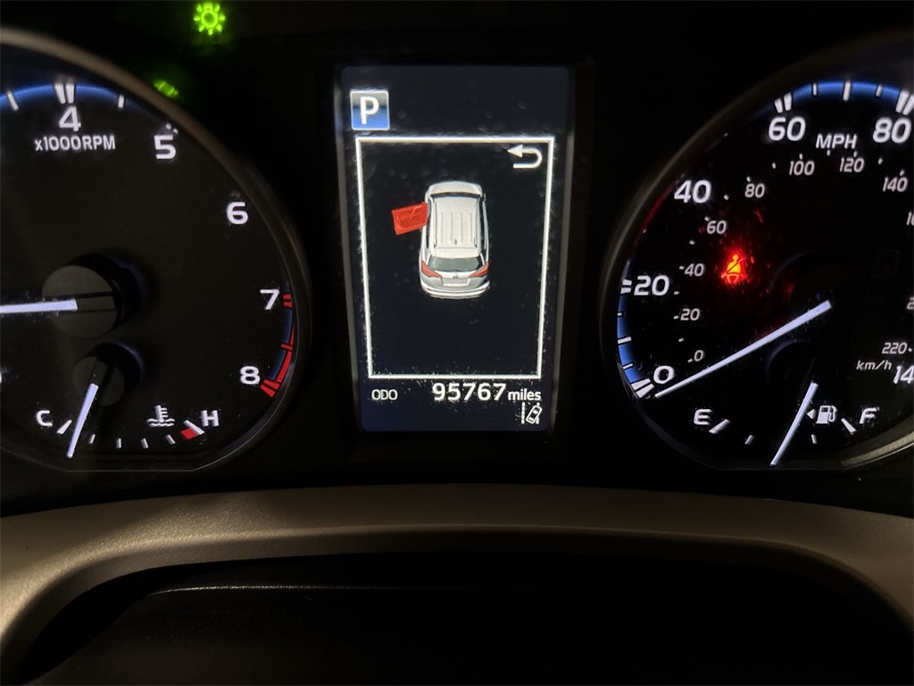 Thumbnail: 2017 Toyota RAV4 - 15