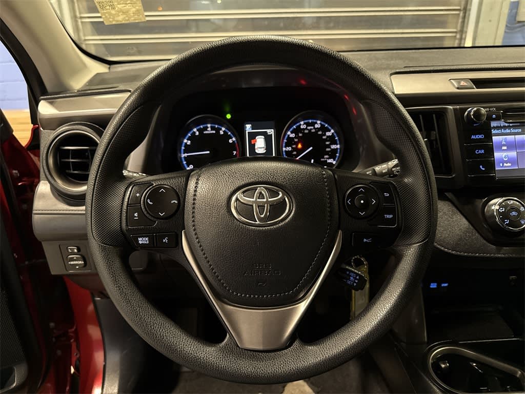 Thumbnail: 2017 Toyota RAV4 - 2