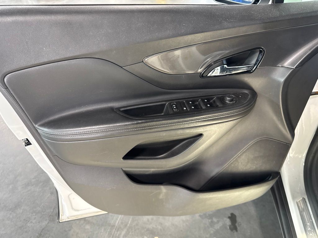 Thumbnail: 2019 Buick Encore - 17