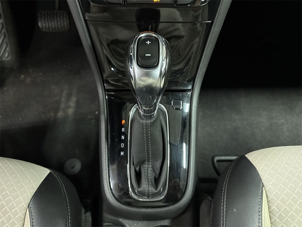 Thumbnail: 2019 Buick Encore - 30