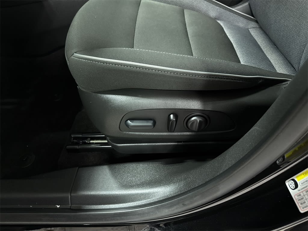 Thumbnail: 2023 Chevrolet TrailBlazer - 26