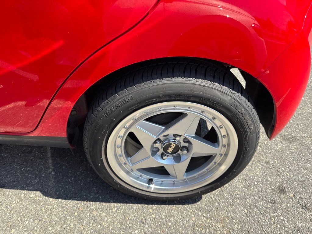 Thumbnail: 2015 Chevrolet Spark - 22