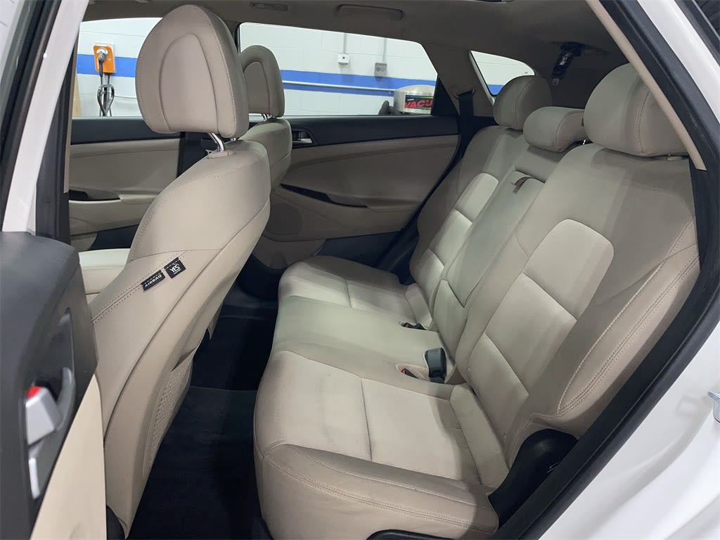 2017 Hyundai Tucson Value 11