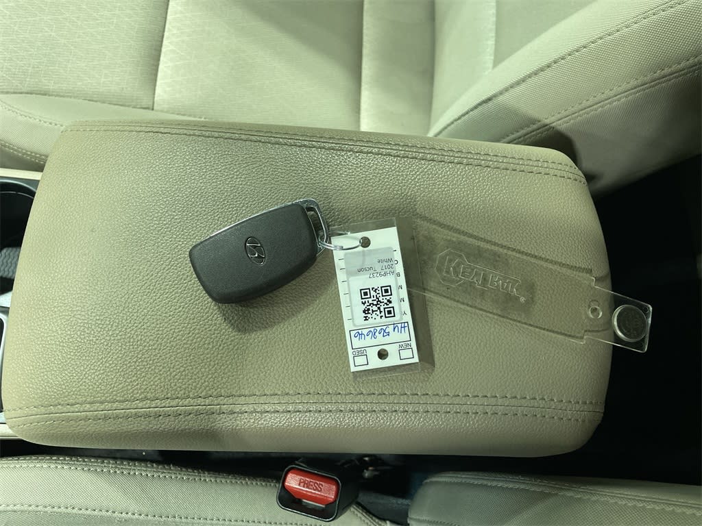 2017 Hyundai Tucson Value 16