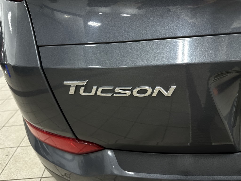 Thumbnail: 2017 Hyundai Tucson - 6
