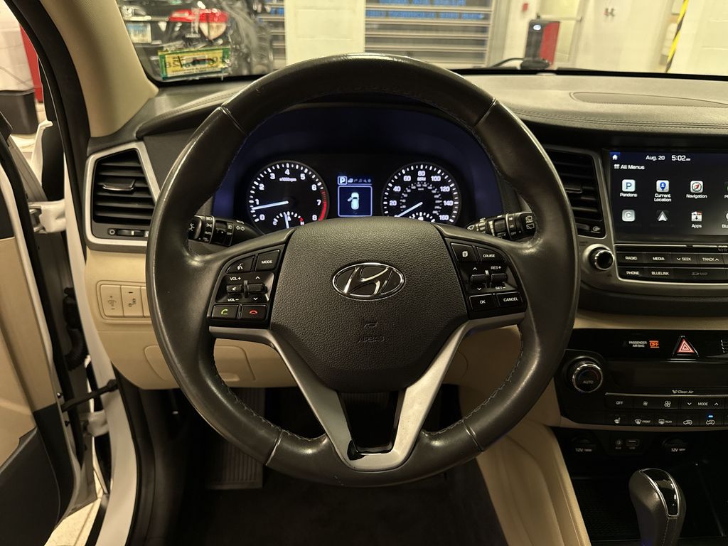 Thumbnail: 2017 Hyundai Tucson - 2