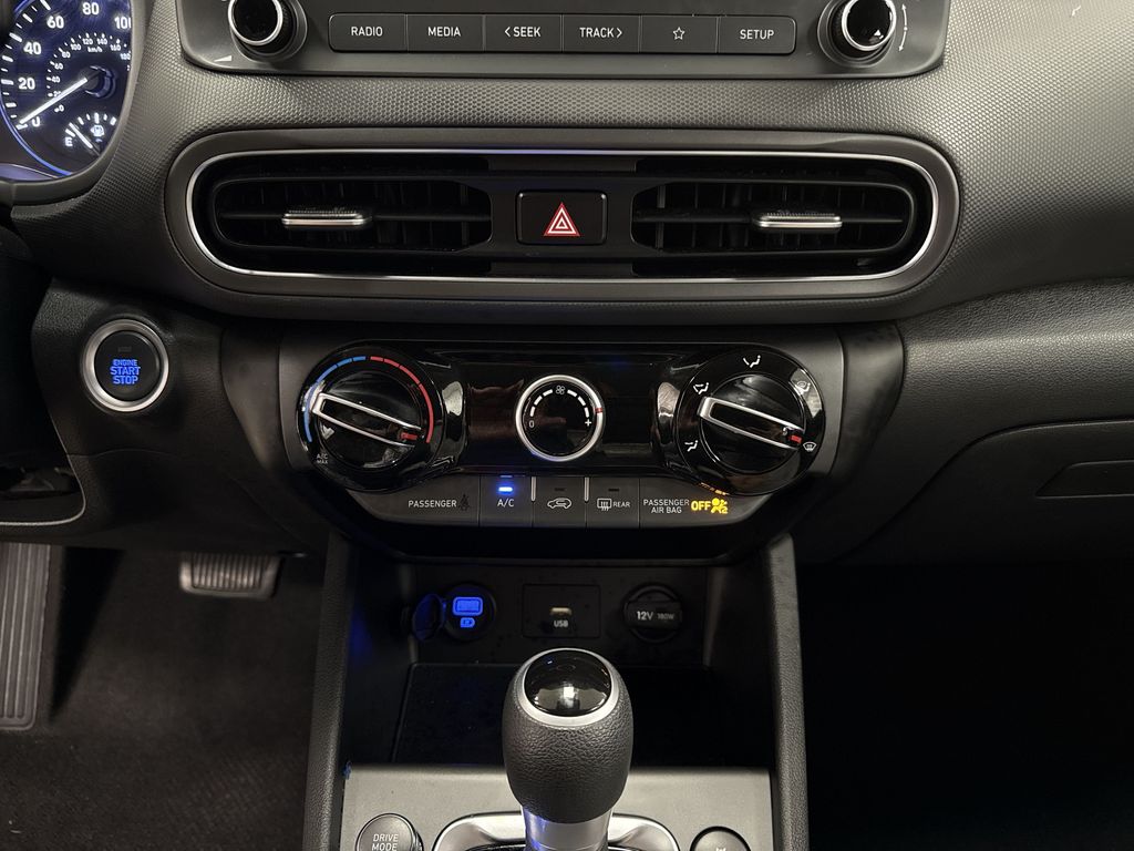 Thumbnail: 2022 Hyundai Kona - 25