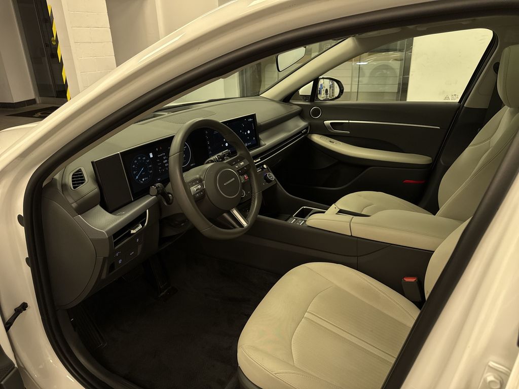 Thumbnail: 2024 Hyundai Sonata - 29