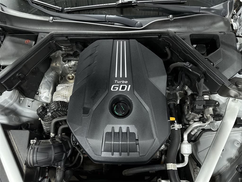 Thumbnail: 2018 Kia Stinger - 8