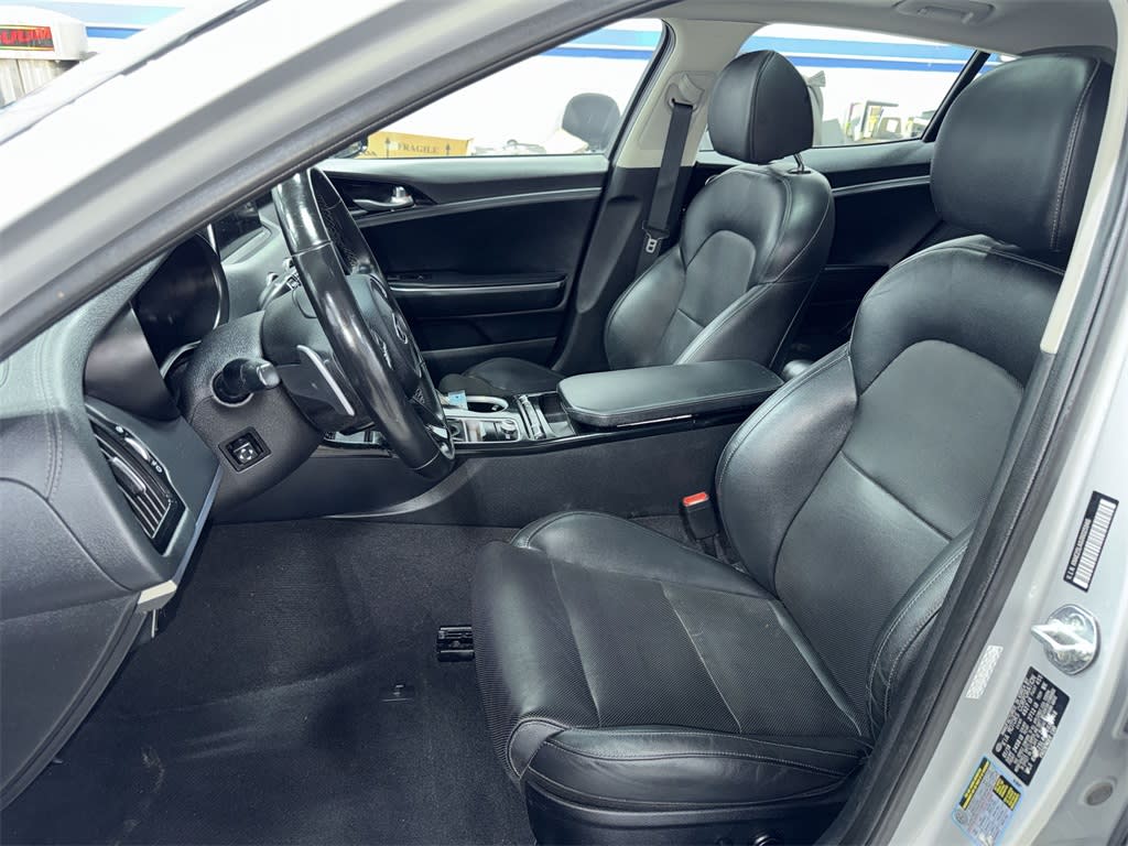 Thumbnail: 2018 Kia Stinger - 9