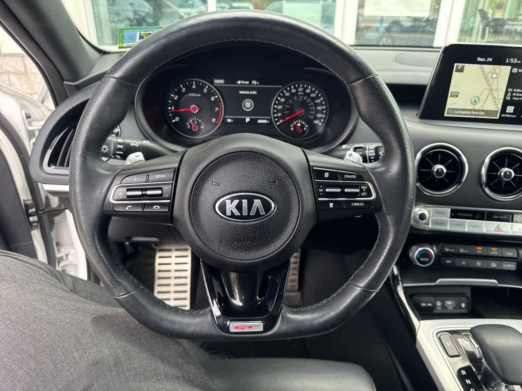 Thumbnail: 2019 Kia Stinger - 2