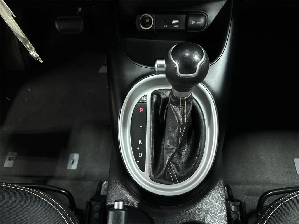 Thumbnail: 2015 Kia Soul - 13