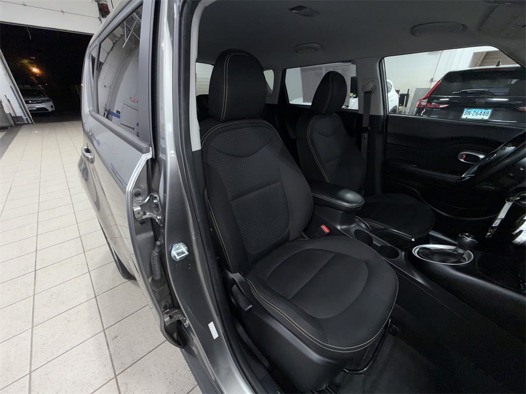 Thumbnail: 2015 Kia Soul - 11