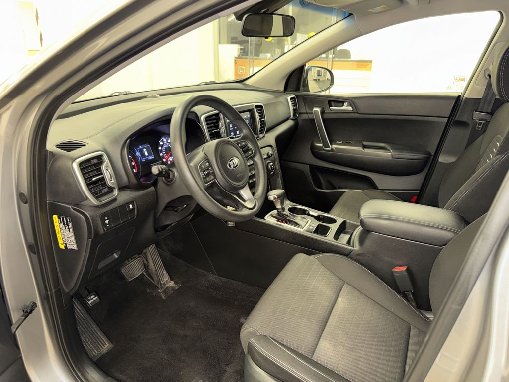 Thumbnail: 2019 Kia Sportage - 8