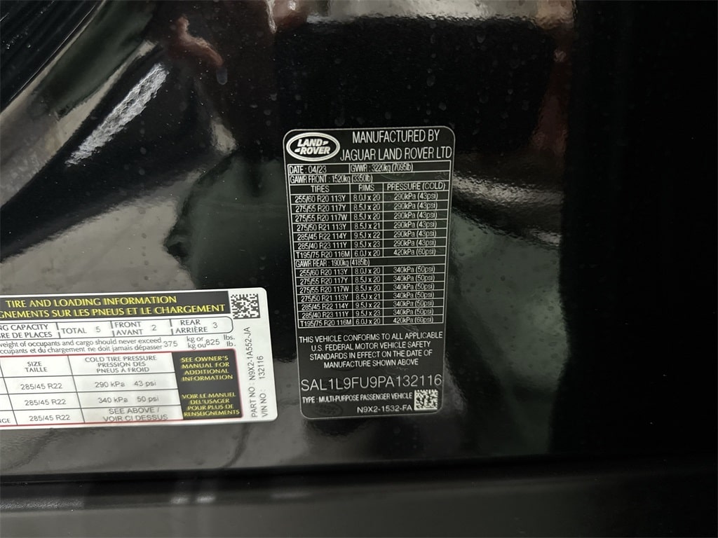 Thumbnail: 2023 Land Rover Range Rover Sport - 17