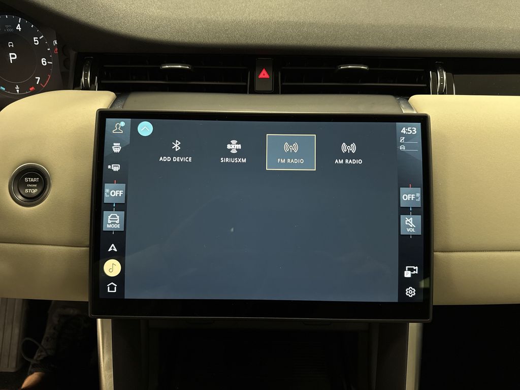 Thumbnail: 2025 Land Rover Discovery Sport - 24