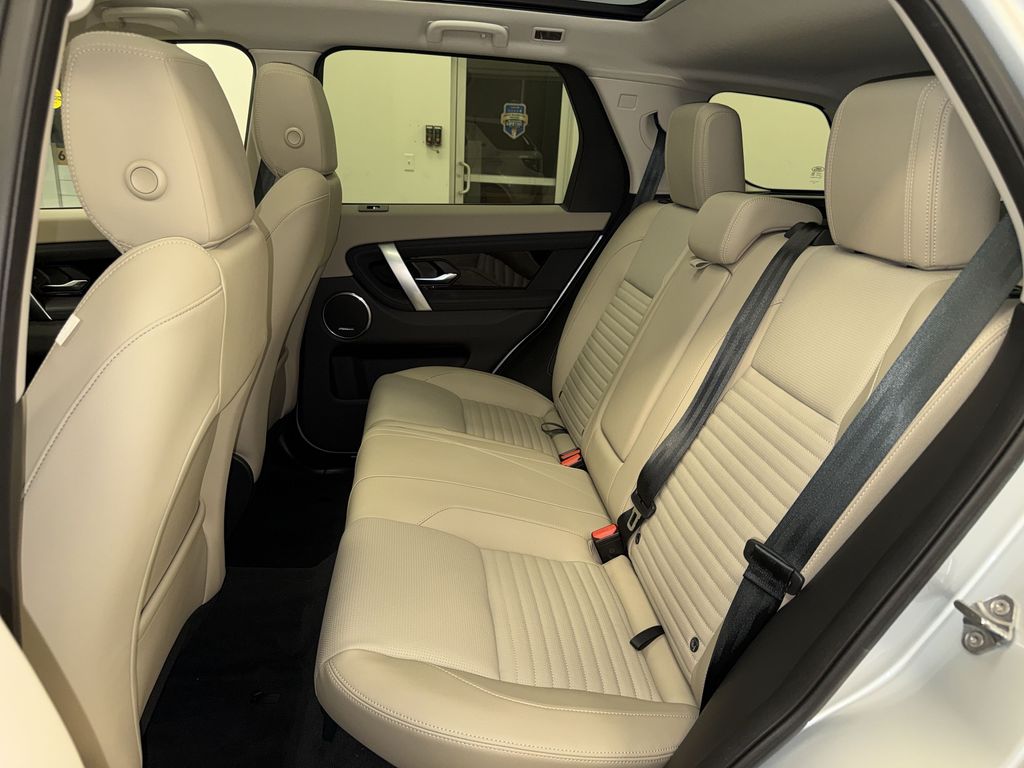 Thumbnail: 2025 Land Rover Discovery Sport - 12