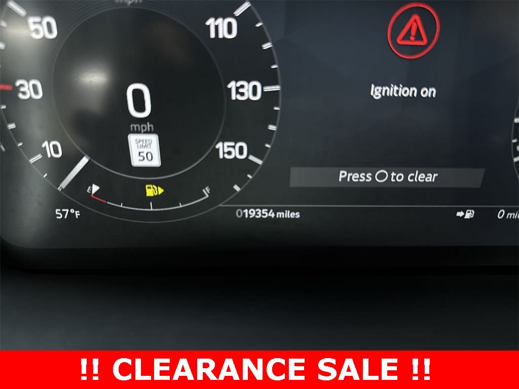 Thumbnail: 2024 Land Rover Discovery - 13