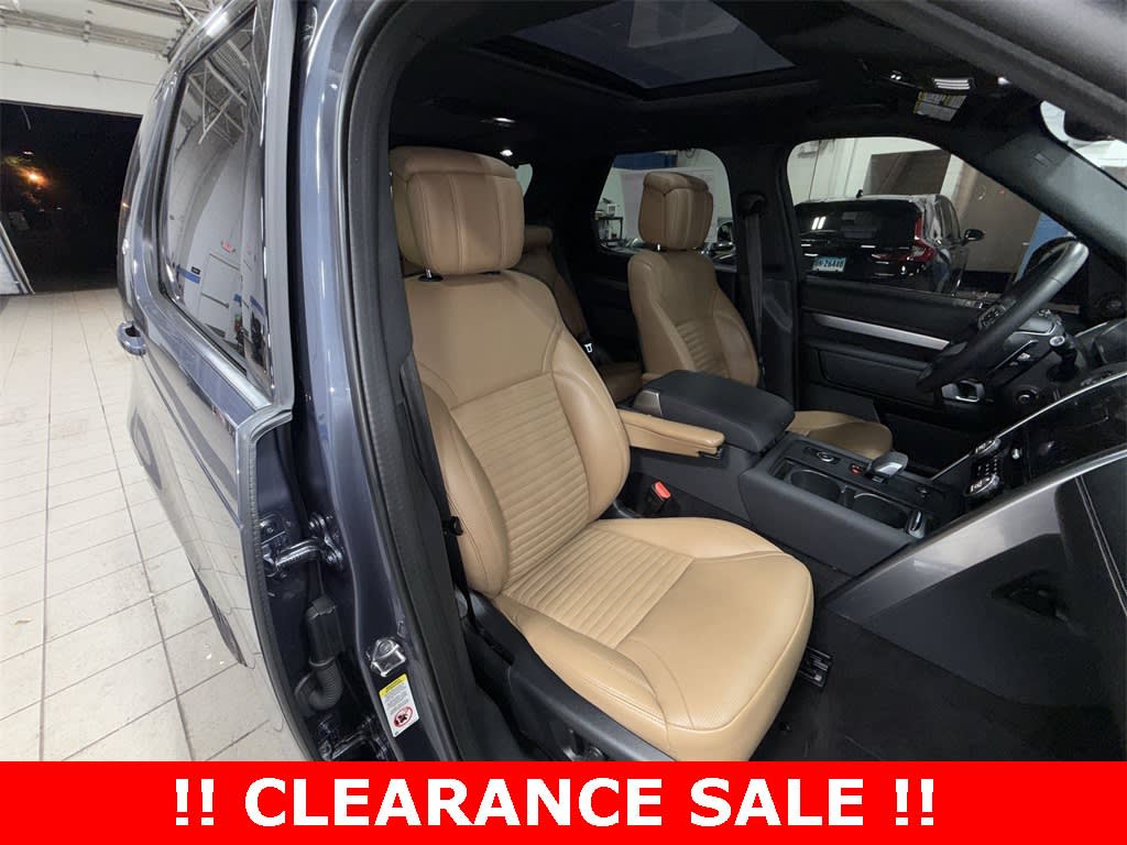 Thumbnail: 2024 Land Rover Discovery - 22