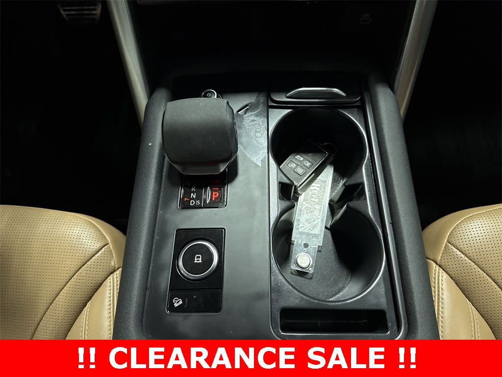 Thumbnail: 2024 Land Rover Discovery - 12