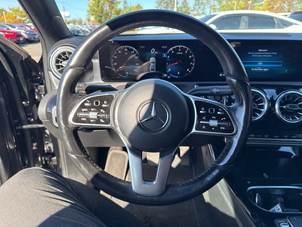 Thumbnail: 2022 Mercedes-Benz A-Class - 2