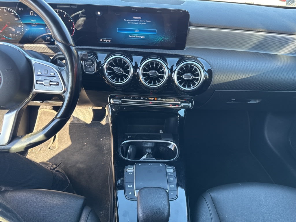 Thumbnail: 2022 Mercedes-Benz A-Class - 8